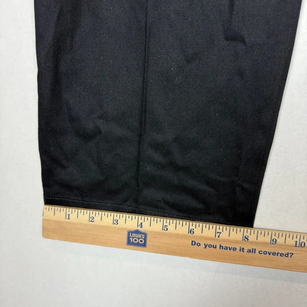 Dockers Signature Khaki Pants Men 32x30 Black Pleated Classic Fit Flex Waistband